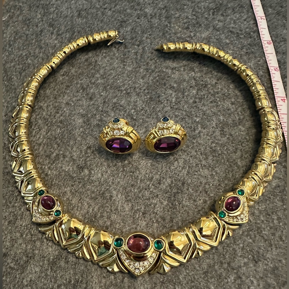 Nolan Miller Vintage Gold Tone Necklace Clip On Earrings Faux Amethyst Emerald